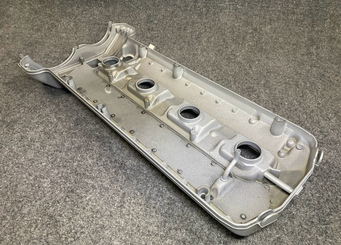 Mercedes-Benz Cylinder Head Cover Right - 119-010-01-30 - MBZ SL500 & More