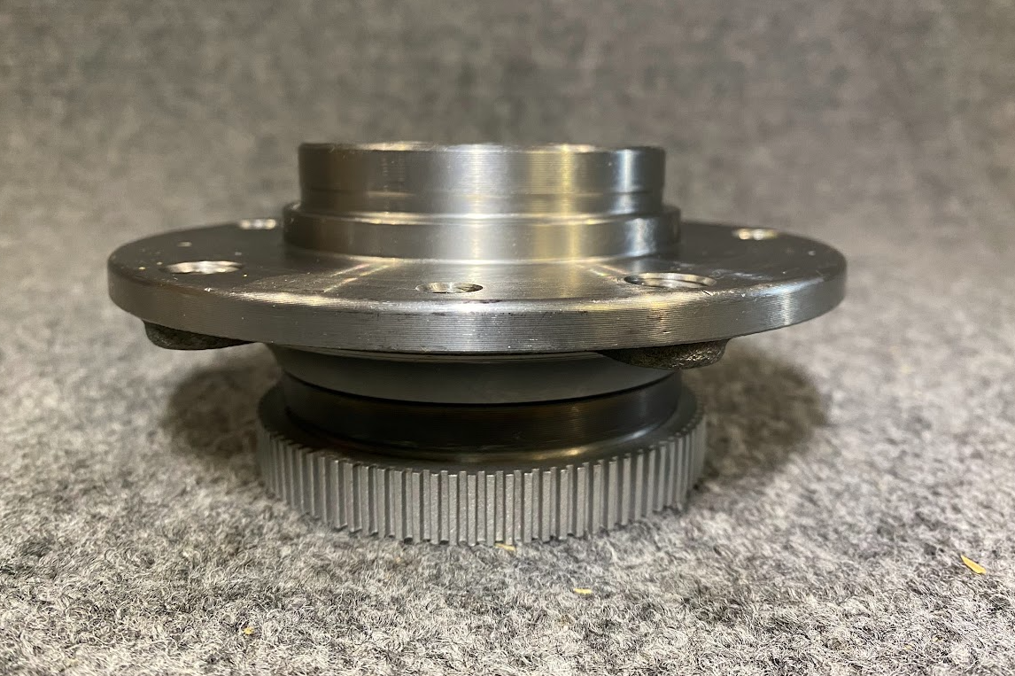 Optimal Front Wheel Hub Assembly Kit - 501114 / 31-21-1-124-439 - For BMW 82-89