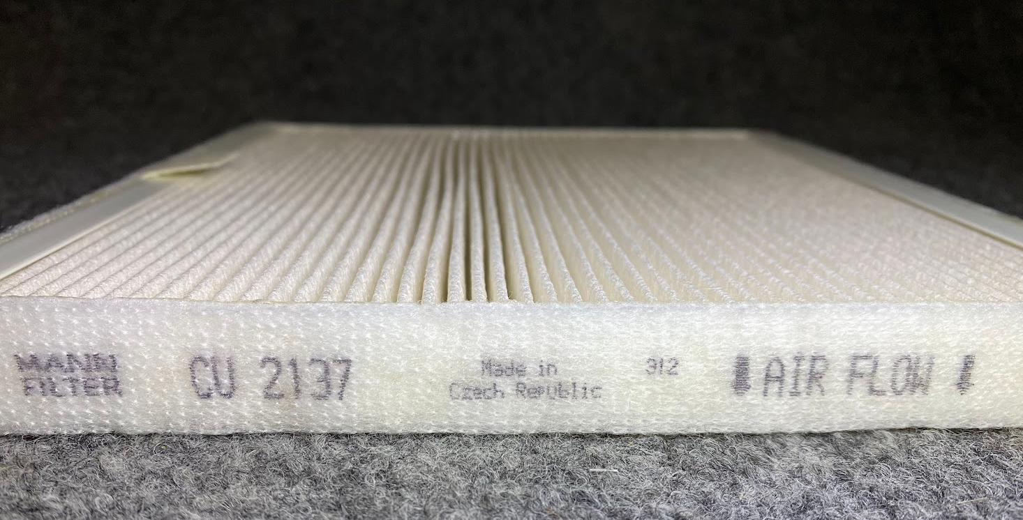 MANN FILTER Cabin Air Filter - CU2137 / 30612666 - Fits Volvo S40 & V40