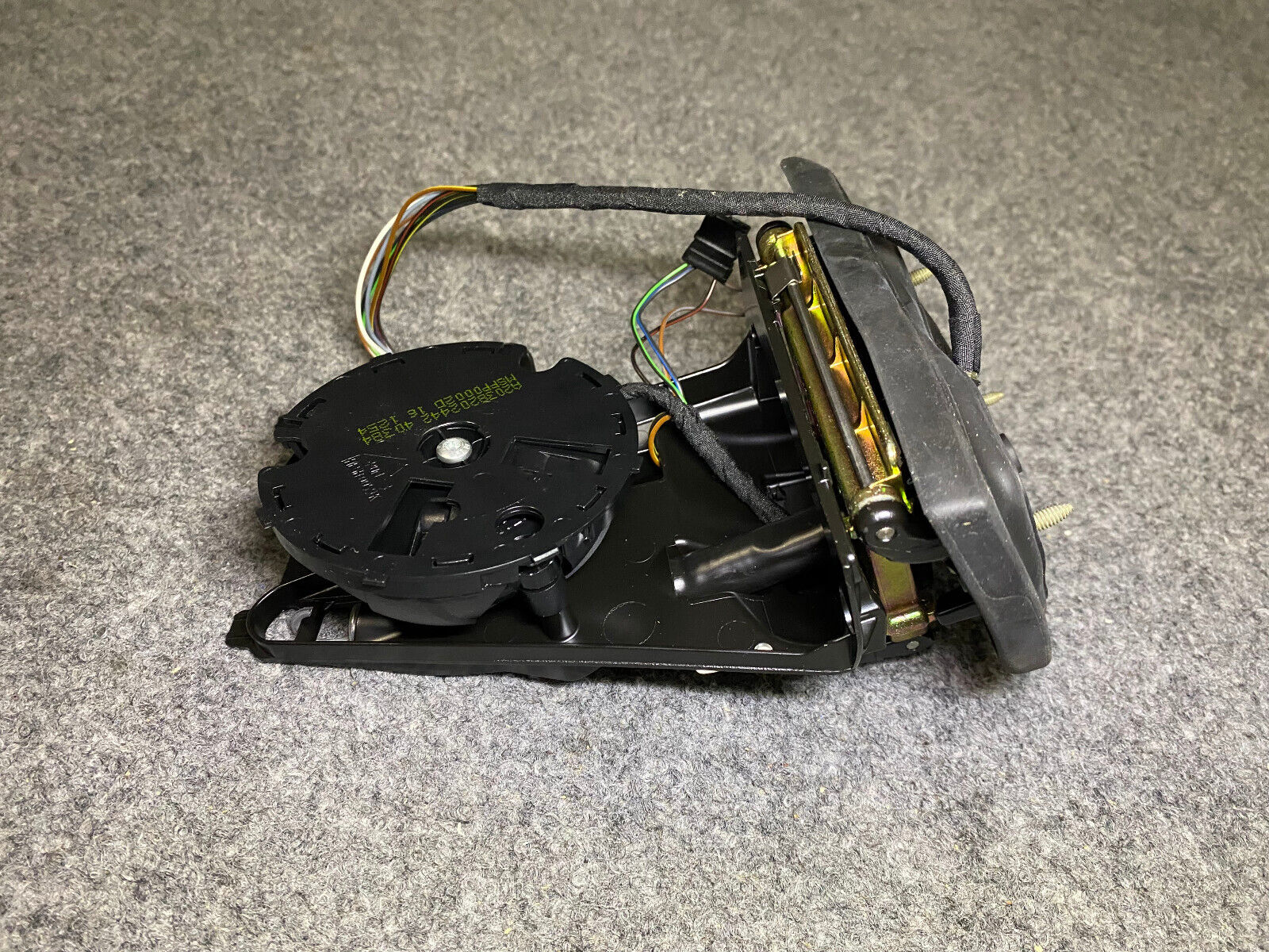 Mercedes-Benz Front RH Mirror Frame - A203-810-70-76 - Fits MBZ C200 & Others