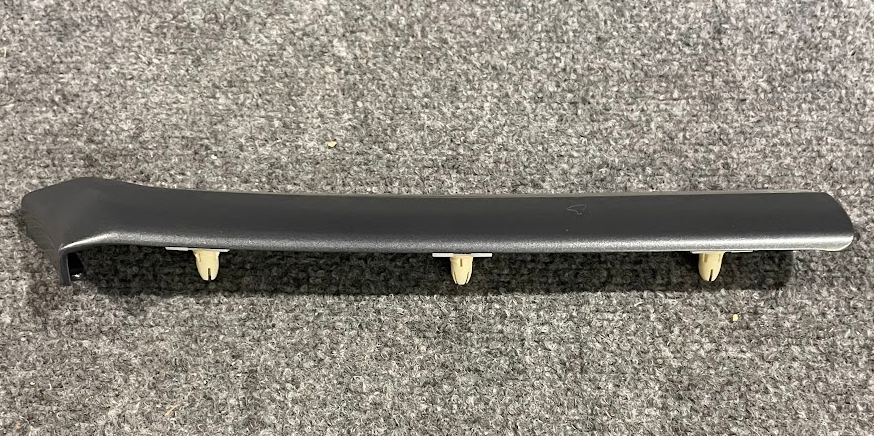 Mercedes-Benz Left Fender Upper Molding - 202-690-27-62-7700 - For MBZ C Class
