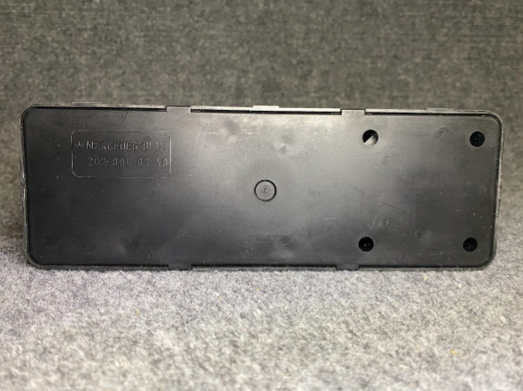 Mercedes-Benz Vacuum Pump - A 202 800 07 48 - MBZ C230, C280, C43AMG & C36AMG