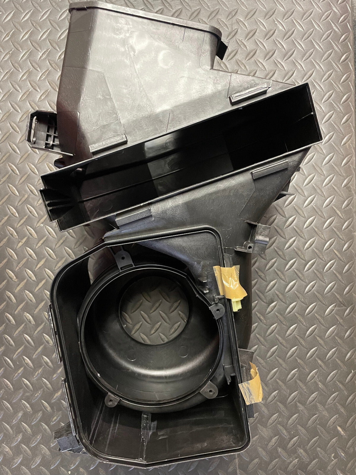Mercedes-Benz HVAC Blower Motor Housing - 202-830-51-03 - Fits MBZ C280 & More