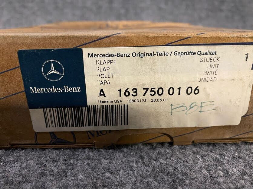 Mercedes-Benz Fuel Door - A163-750-01-06 - Fits MBZ ML320 / ML350 & Others