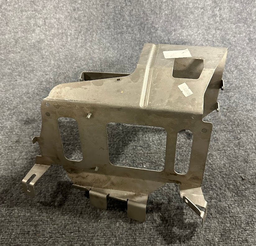 Mercedes-Benz Amplifier Bracket - A 220 820 12 14 - Fits MBZ S-Class 2000-2006