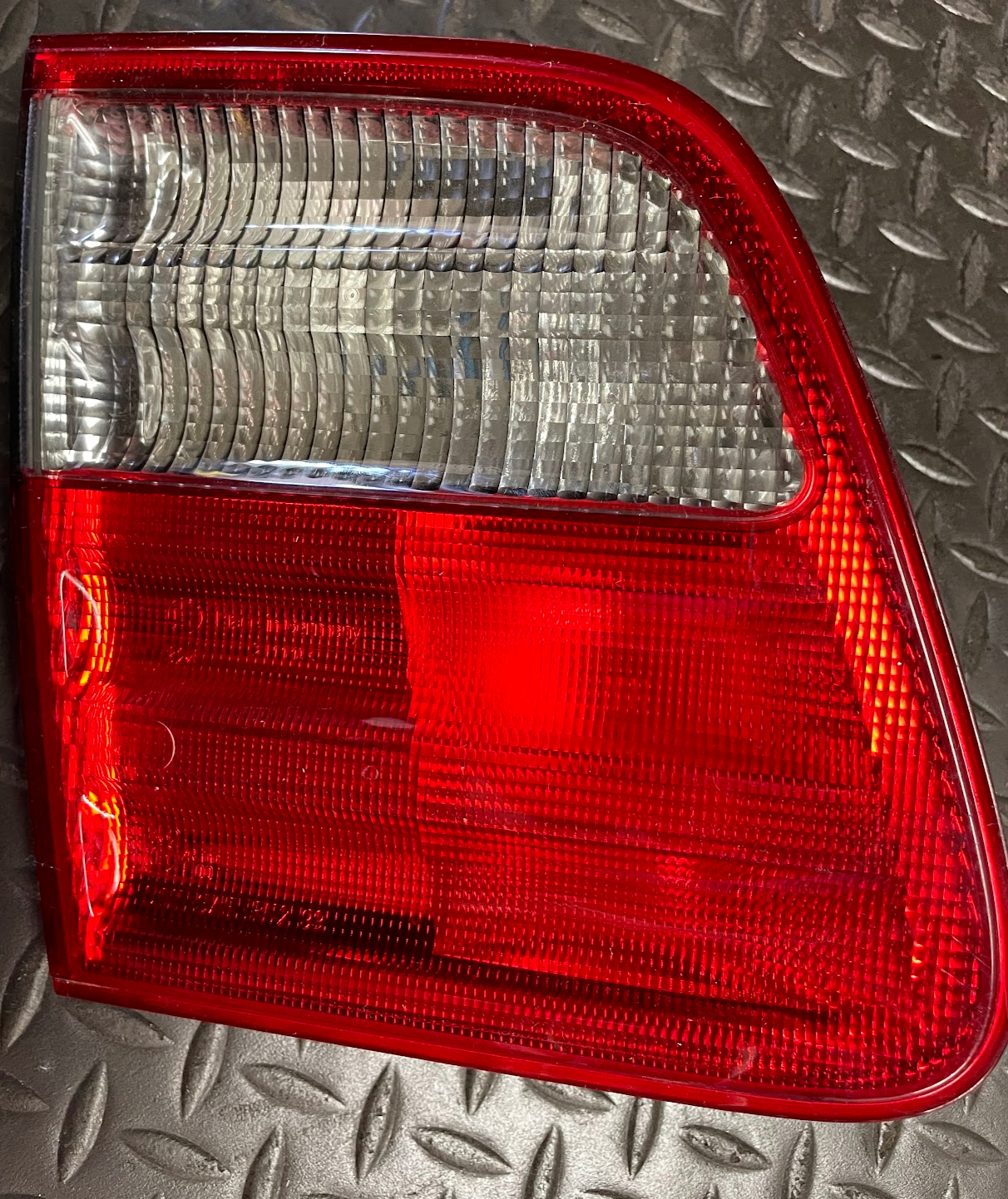 ULO Left Tail Lamp Assy - 6928-03 / 2108206364 - For Mercedes-Benz E320 2000-03