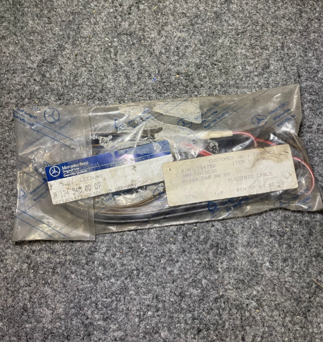 Mercedes-Benz Rear Reading Lamp Cable - A 124 540 00 09 - MBZ E300, E320 & More