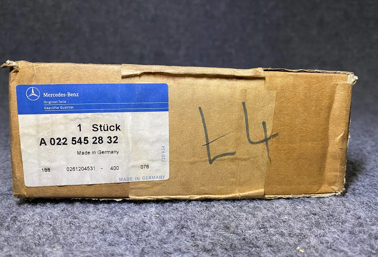 Mercedes-Benz Engine Control Module - 022-545-28-32 - MBZ S320 & SL320 97-99