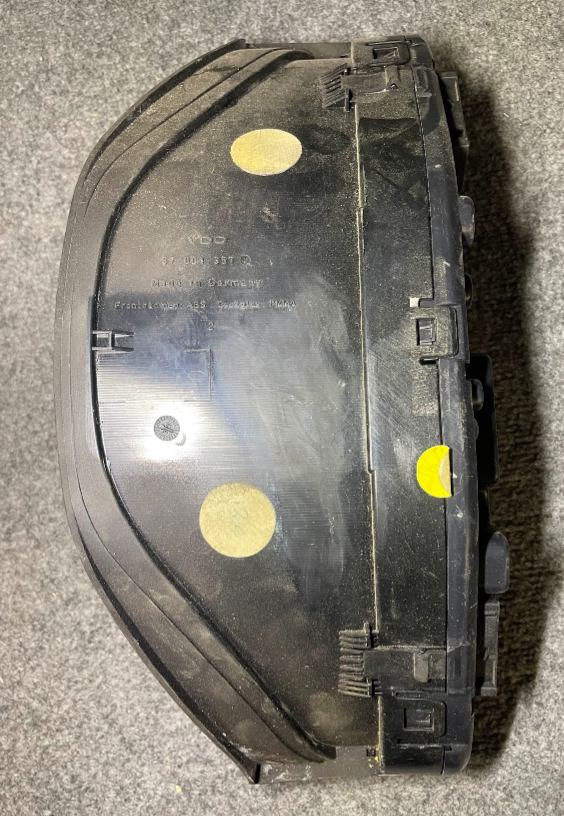 VDO Instrument Speedometer Gauge Cluster - 87 001 357 / 2105402811 -For MBZ W210