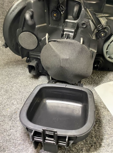 Eagle Eyes Headlight Assy LH- BZ079-B001L / 211 820 53 61 -For MBZ ML500 & More