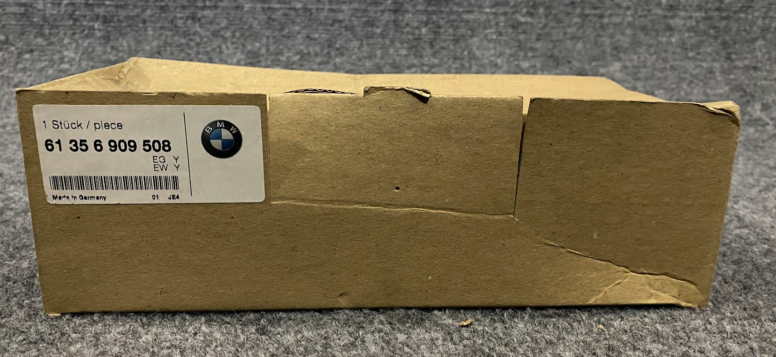 BMW Lighting Control Module - 61 35 6 909 508 - Fits BMW M5 2000 - 2003