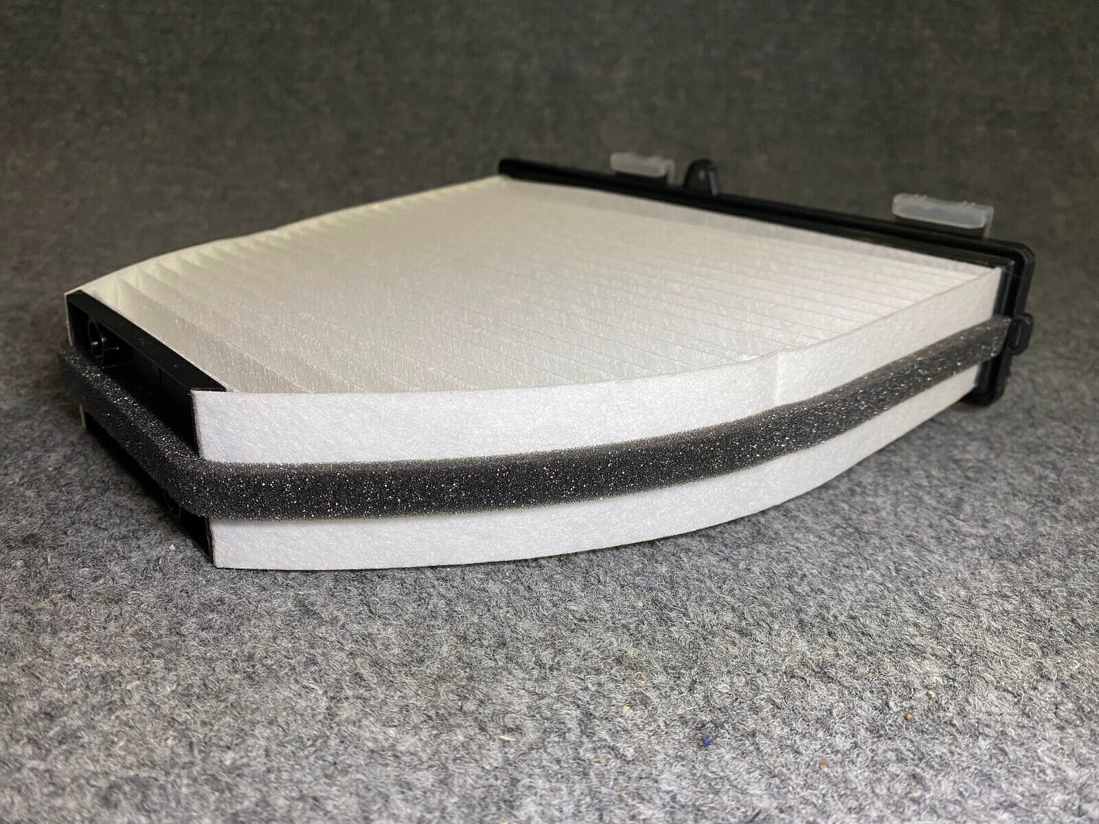 Greenline Cabin Air Filter - 133-0018 - Fits MBZ C250 / CLS550 / E400 & Others
