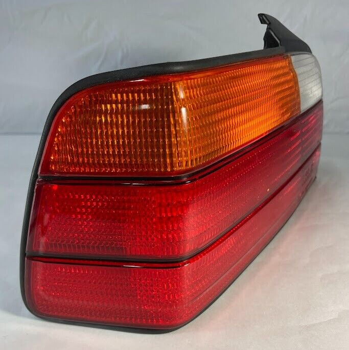 ÜLO LH Tail Light Assy - 1420165 / 63-21-8-353-269 -For BMW 318i & 318is (94-97)