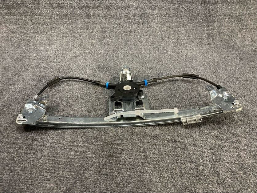 Left Window Regulator - 140-730-11-46 - Fits MBZ 300SD / 300SE / 400SE & Others