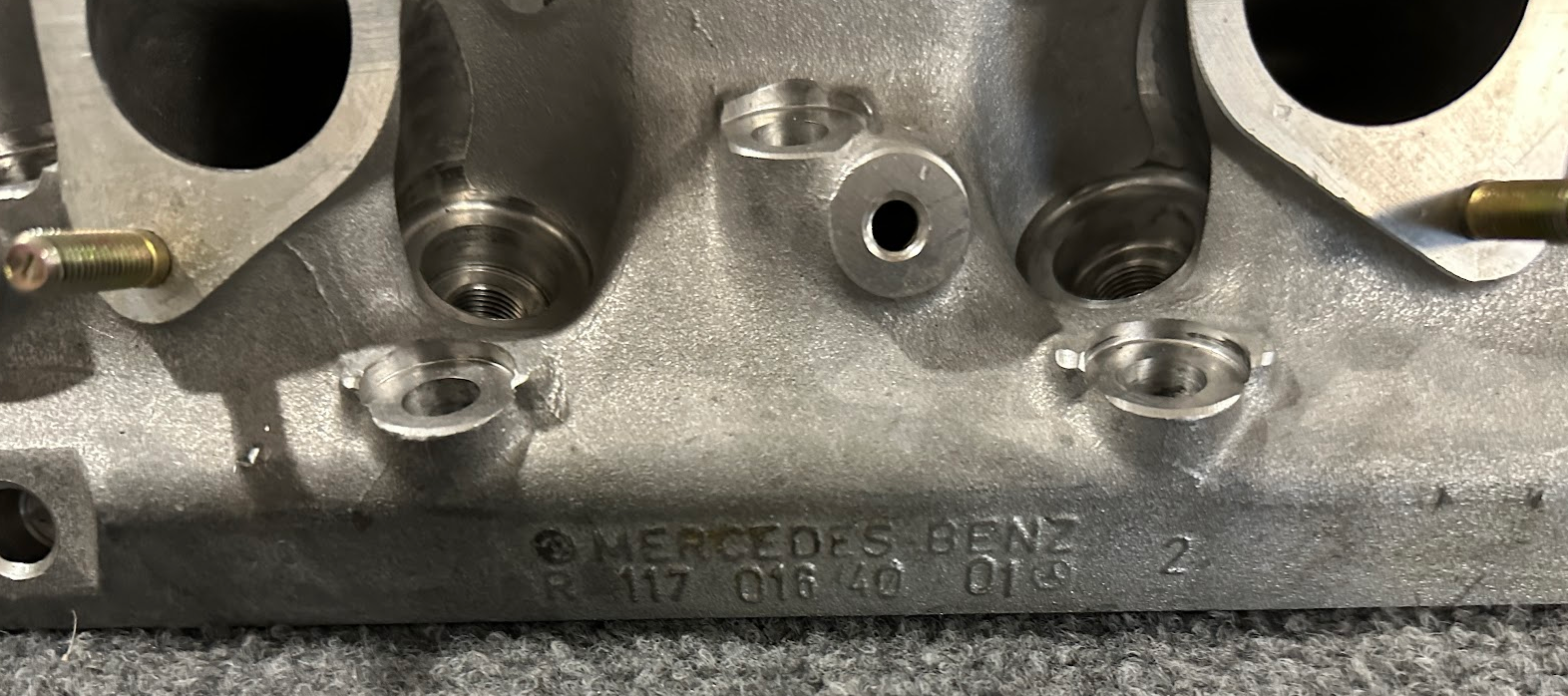 Mercedes-Benz Cylinder Head - A 117 010 31 41 - Fits MBZ 500SL & 500SEL