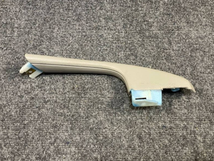 Mercedes-Benz Handle - A 210 810 14 54 8H22 - Fits MBZ E320, E55 AMG & More
