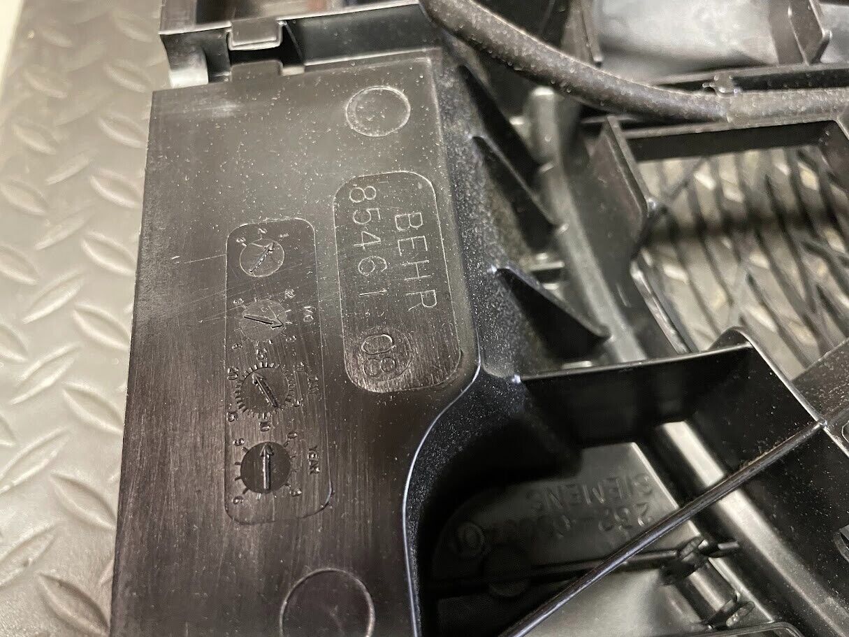 BMW Compression Shroud W/ Fan - 64-54-6-921-382 - For BMW X5 3.0d