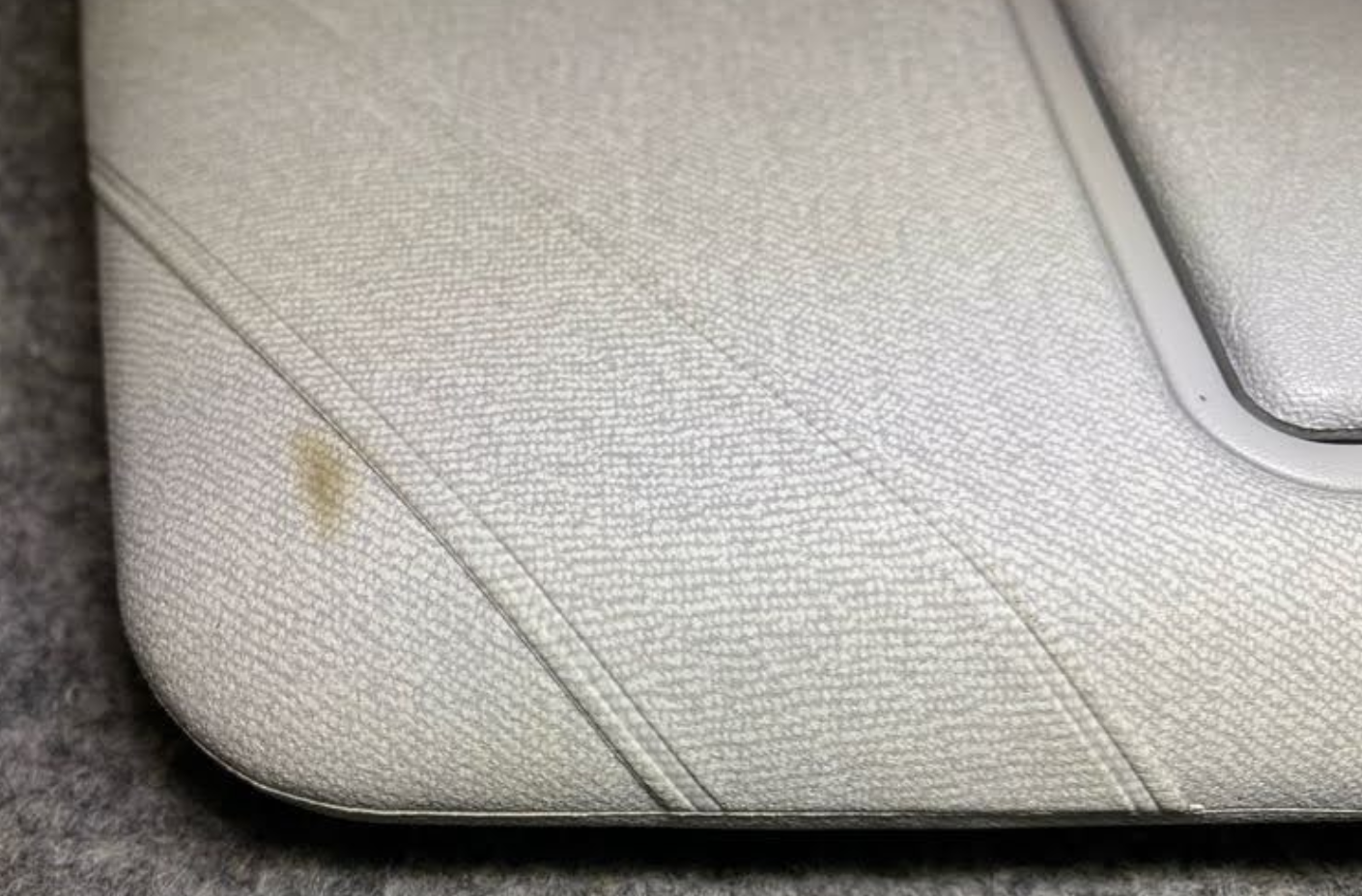 Mercedes-Benz Right Sun Visor - 210-810-14-10-7D04 - MBZ E300, E320, E430 & More