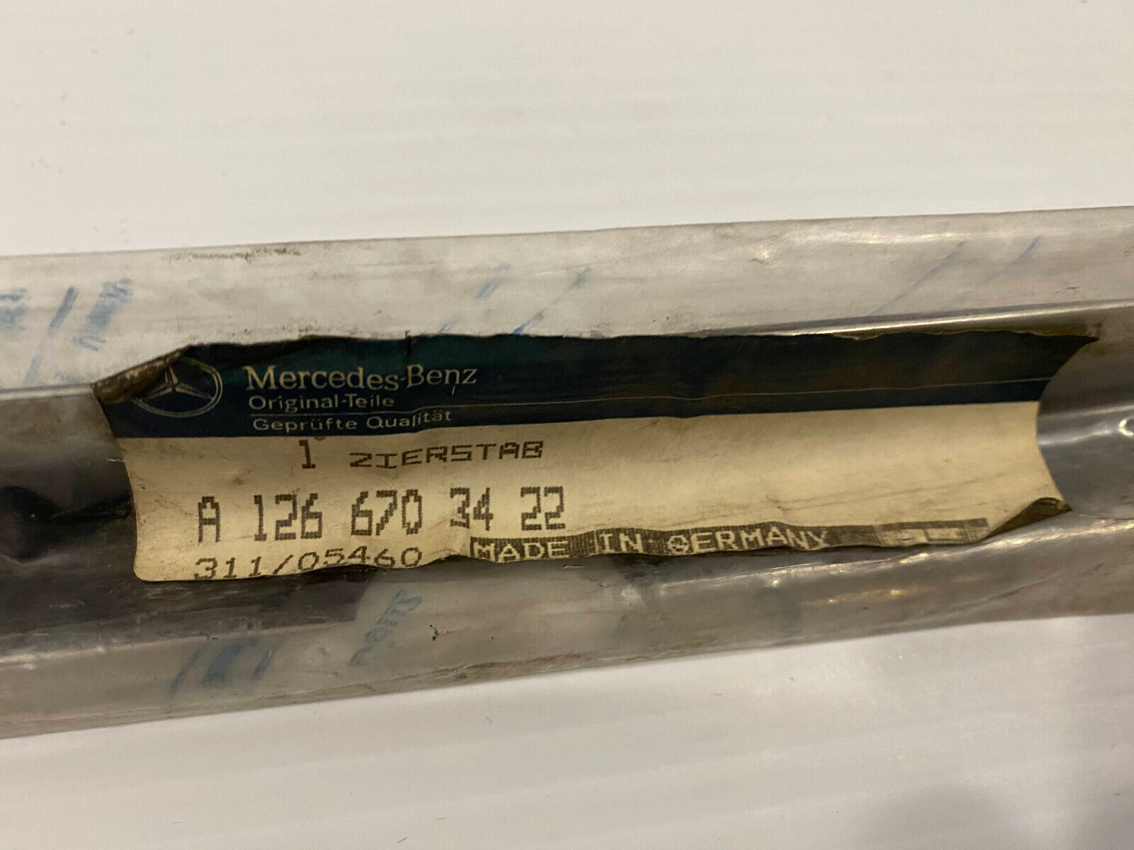 Mercedes-Benz Windshield Reveal Molding - 1266703422 - For MBZ 500SEC & 560SEC
