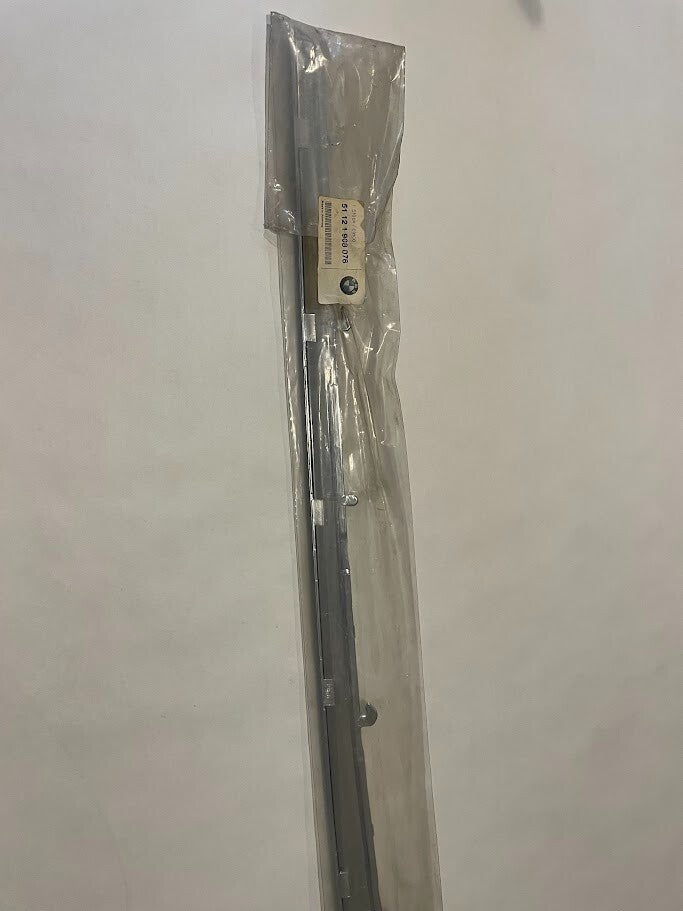 BMW Rear Right Bumper Chrome Trim - 51-12-1-908-076 - For BMW E32 740i, 735i