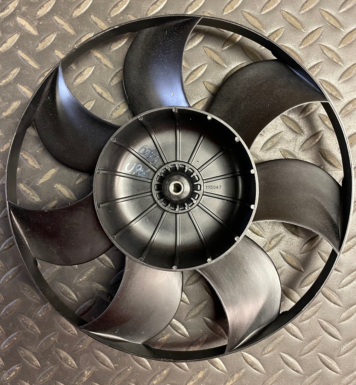 Mercedes-Benz A/C Condenser Fan & Motor - 163-540-02-88 - For MBZ ML320 & More