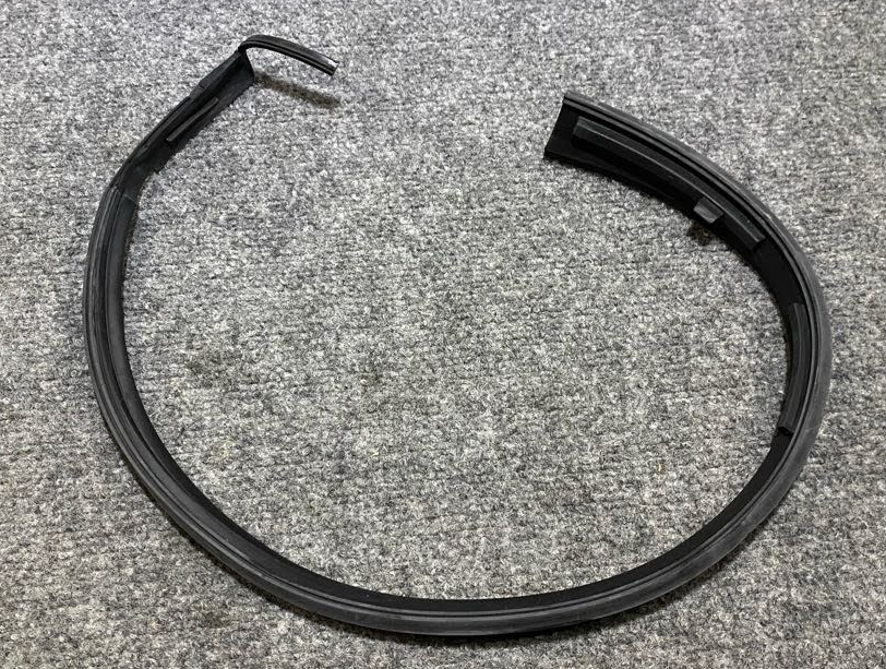 Mercedes-Benz Windshield Molding Seal - A 208 698 01 98 - Fits MBZ CLK320 & More