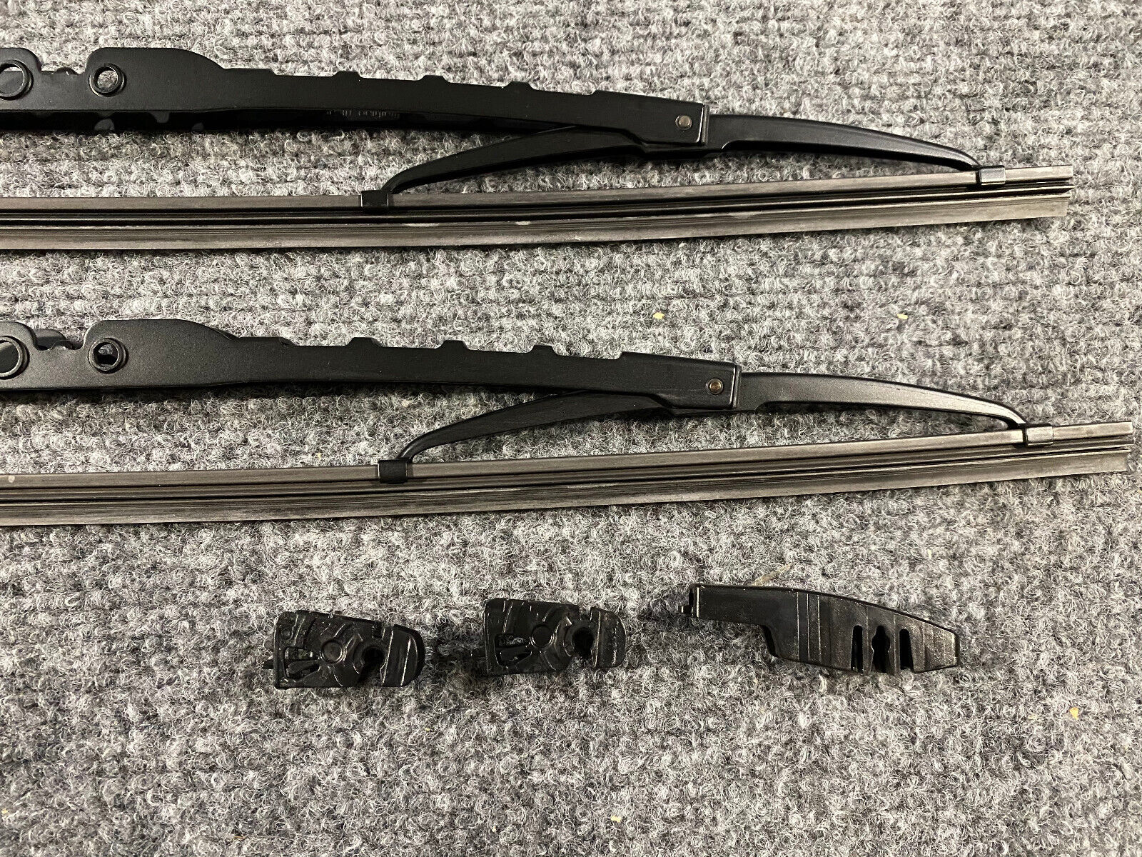 Hella Windshield Wipers (x5) - 9XW857512801 - Fits Ford / Opel / Audi & Others