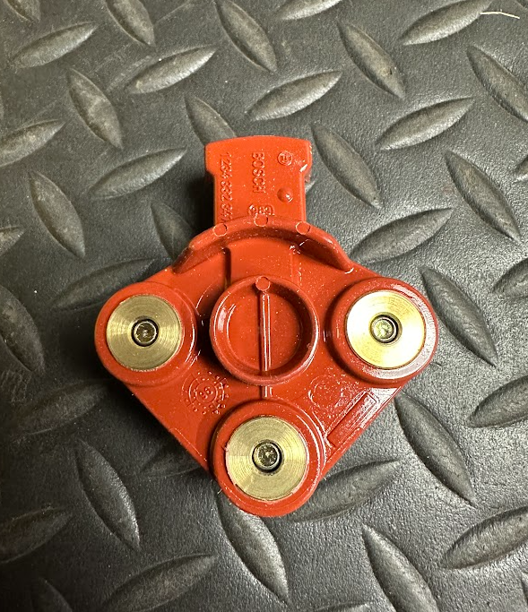 Bosch Distributor Rotor - 04156 - For BMW 325, 325e, 325es, 325i, 325is & More