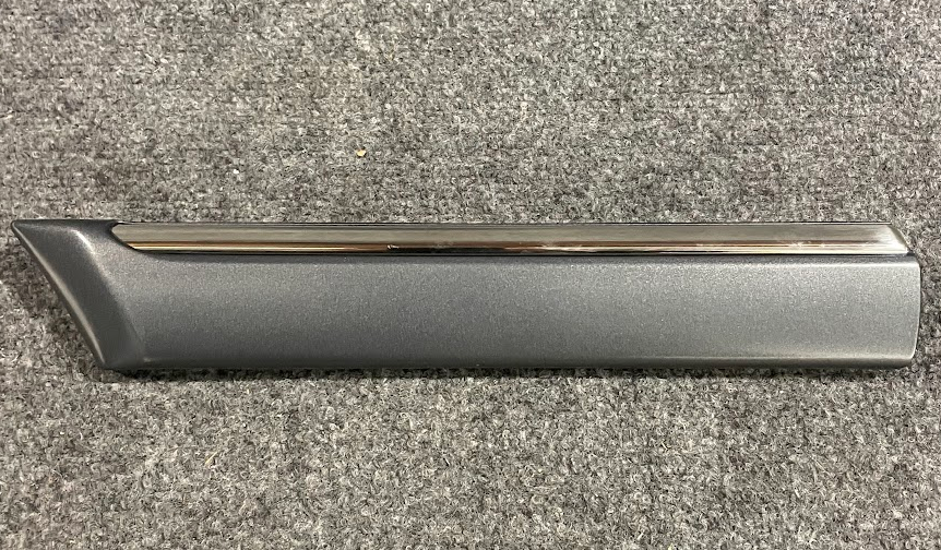 Mercedes-Benz Left Fender Upper Molding - 202-690-27-62-7700 - For MBZ C Class