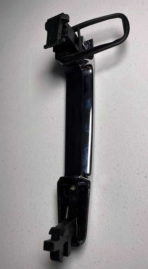Mercedes-Benz Front LH Outside Door Handle - 202-760-09-70 - For MBZ C280 & More