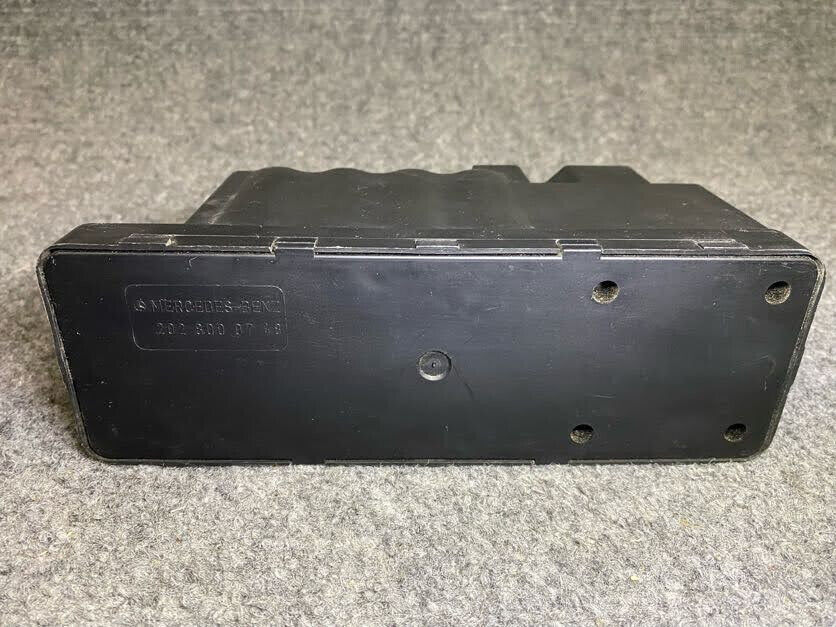 Mercedes-Benz Vacuum Pump - A 202 800 07 48 - MBZ C230, C280, C43AMG & C36AMG