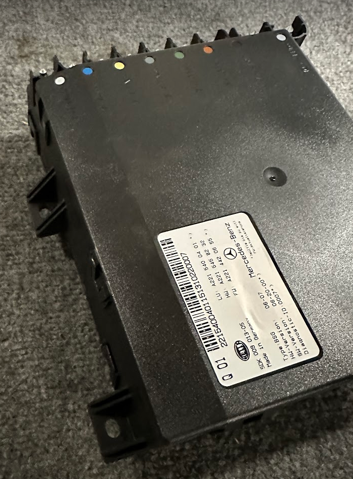Mercedes-Benz Control Unit - A 221 540 04 01 - Fits MBZ CL600, CL65 AMG & More