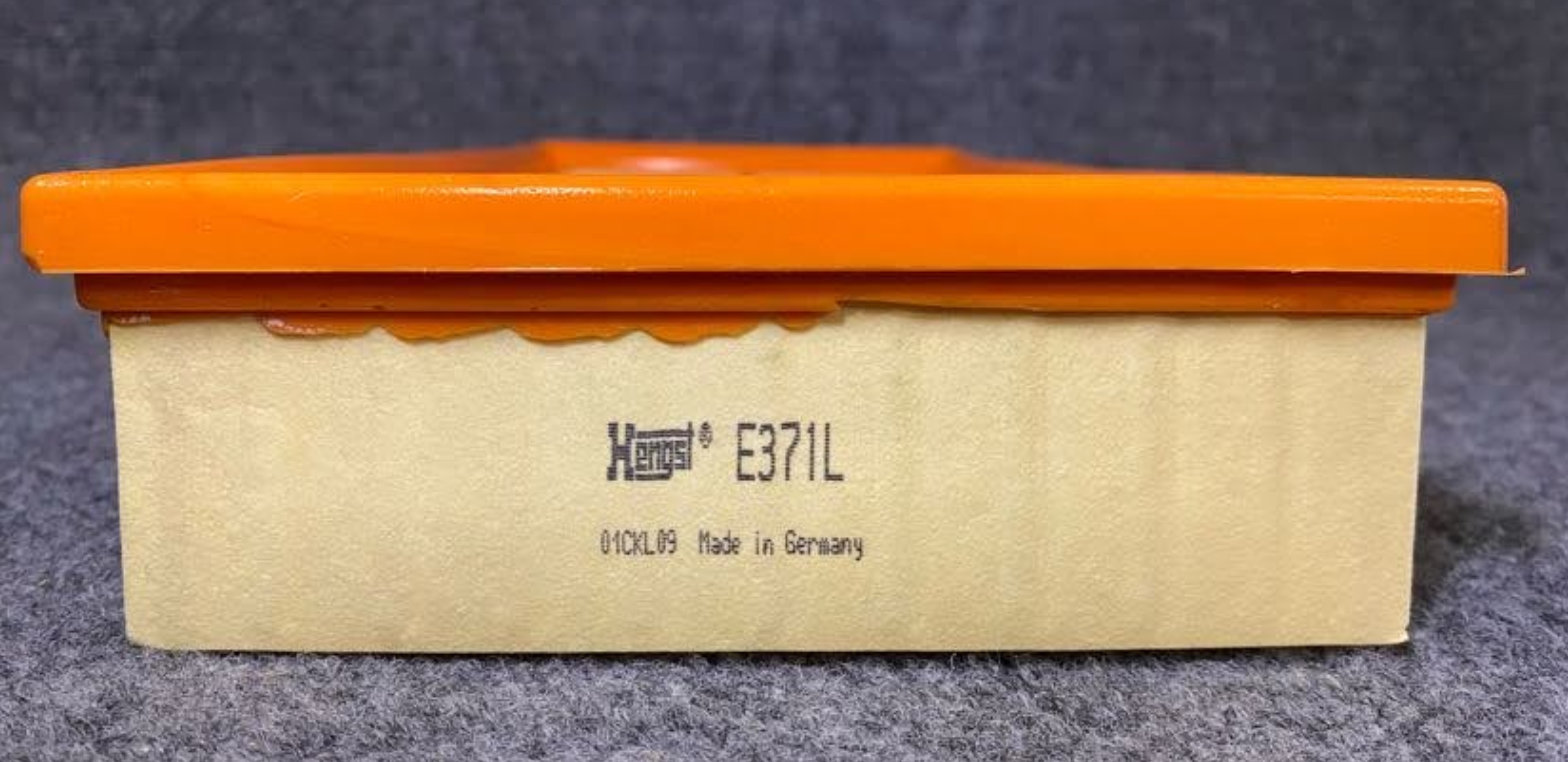 Hengst Air Filter - E371L / 003-094-73-04 - For MBZ SL320 1994-1997
