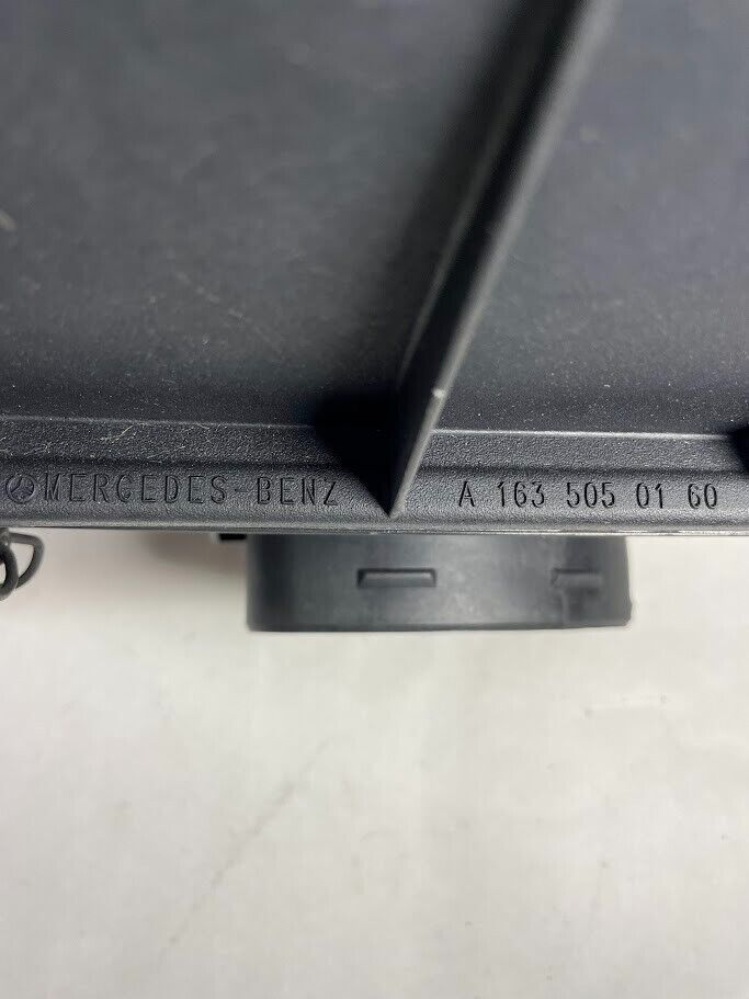 Mercedes-Benz Air Cleaner Assy -163-505-01-60 -For MBZ ML350 & ML320 (1998-2005)