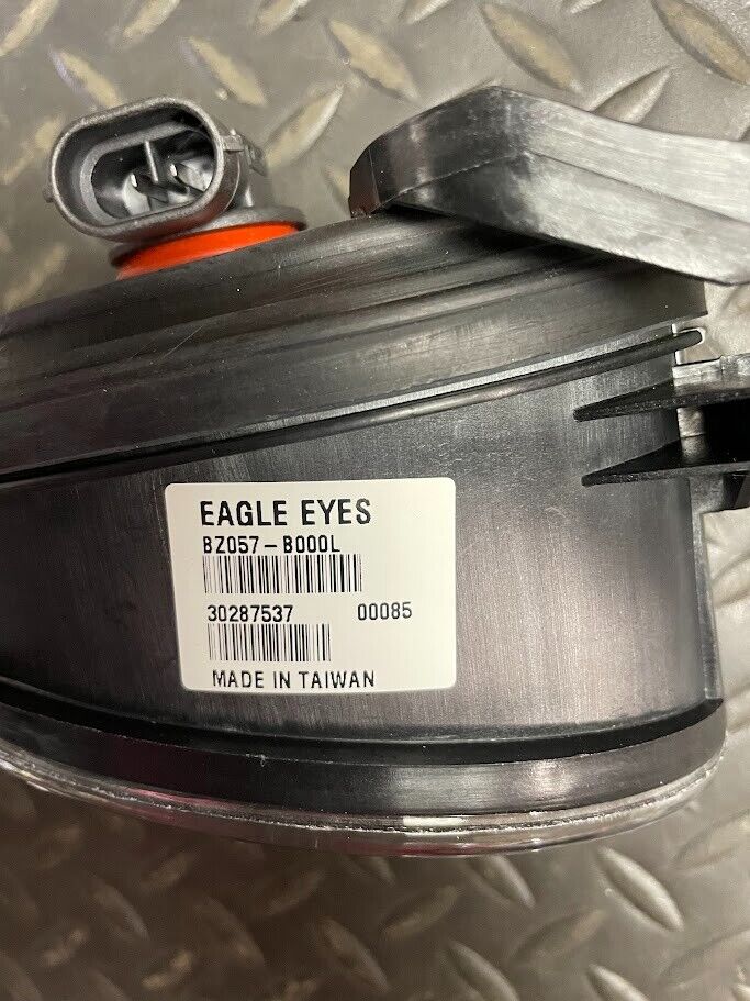 Eagle Eye Front Left Fog Light - BZ057-B000L / 169-820-15-56 - For Mercedes-Benz