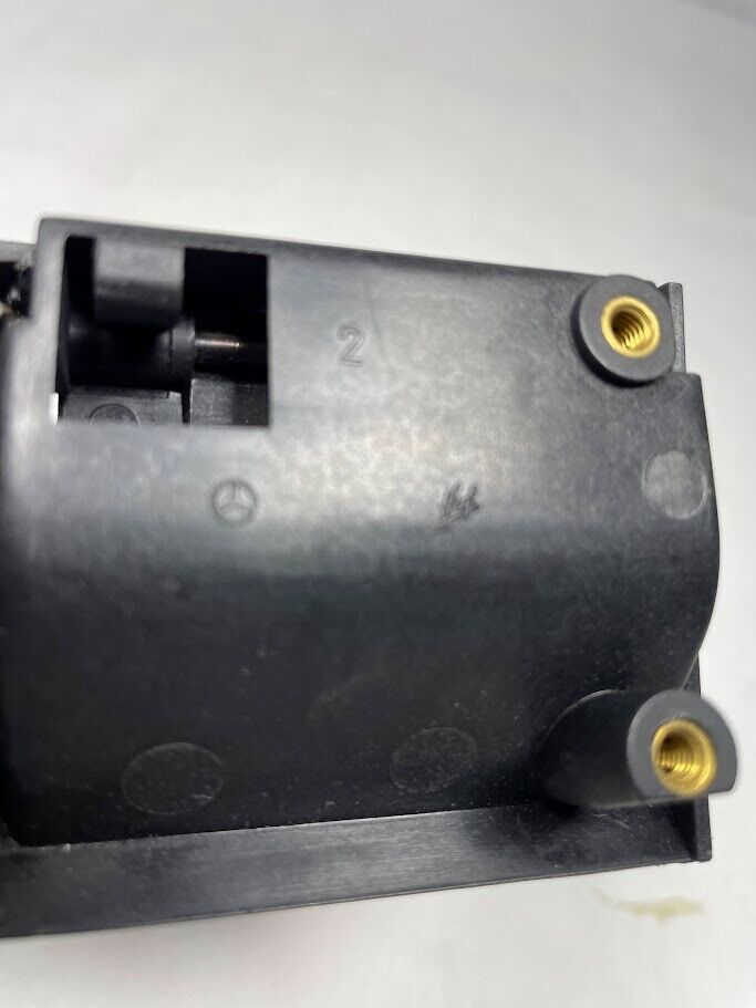 Mercedes-Benz Glove Box Lock W/Key - 126-680-03-84 -For MBZ 300SE, 420SEL & More