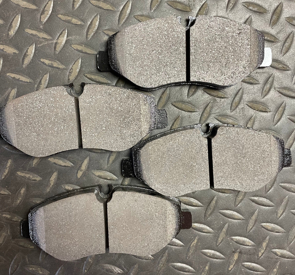 Pagid Front Brake Pad Set - C6024 - Fits Mercedes-Benz Metris & Sprinter 250