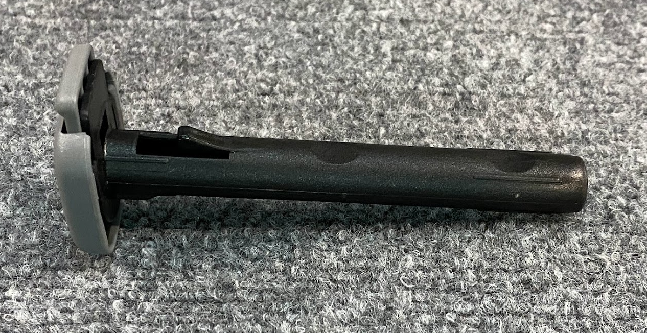 Mercedes-Benz Right Headrest Guide - 210-920-01-67-7D66 - Fits MBZ E320 1998-03