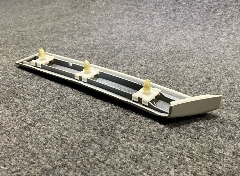 Mercedes-Benz Upper Molding - A 202 690 79 62 7201 - Fits MBZ C230 & C280 99-00