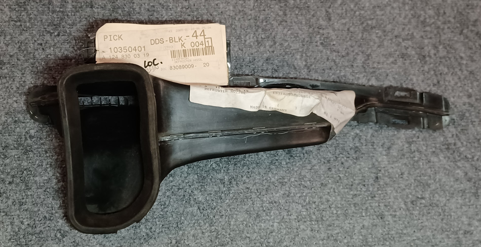Mercedes-Benz Left Defroster Nozzle - A 124 830 03 19 - Fits MBZ E-Class 90-96
