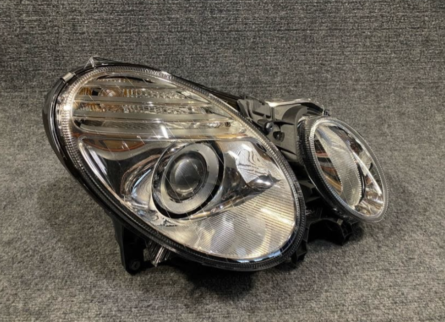 Mercedes-Benz Headlight Assembly RH - A 211 820 34 61 - Fits MBZ E63AMG & More