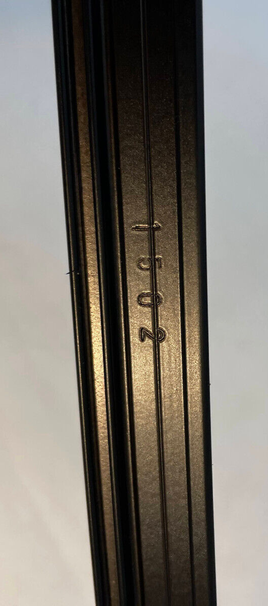 BMW Front RH Door Cover Molding - 51-32-8-185-270 - For BMW 540i / 528i & Others