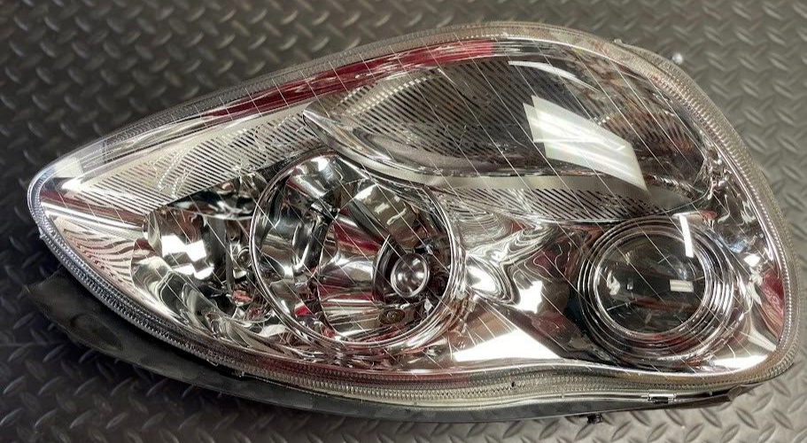 Mercedes-Benz Front Right Headlight - 220-820-38-61 -For S280, S600, S400 & More