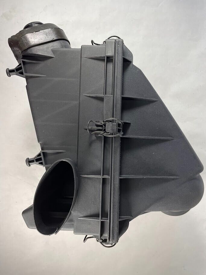 Mercedes-Benz Air Cleaner Assy -163-505-01-60 -For MBZ ML350 & ML320 (1998-2005)