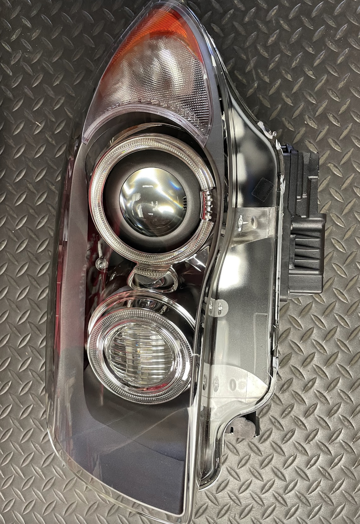 Valeo LH Bi-Xenon Headlight Assy - 044797 / 63127164931 - For BMW 128i & 135i