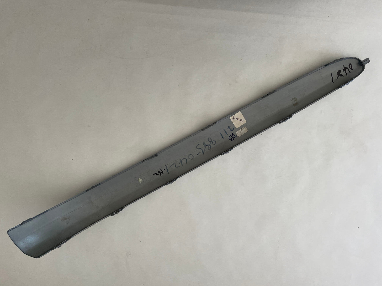Mercedes-Benz Rear Bumper RH Side Rail - 211-885-04-21 - For W211 E Class 03-09
