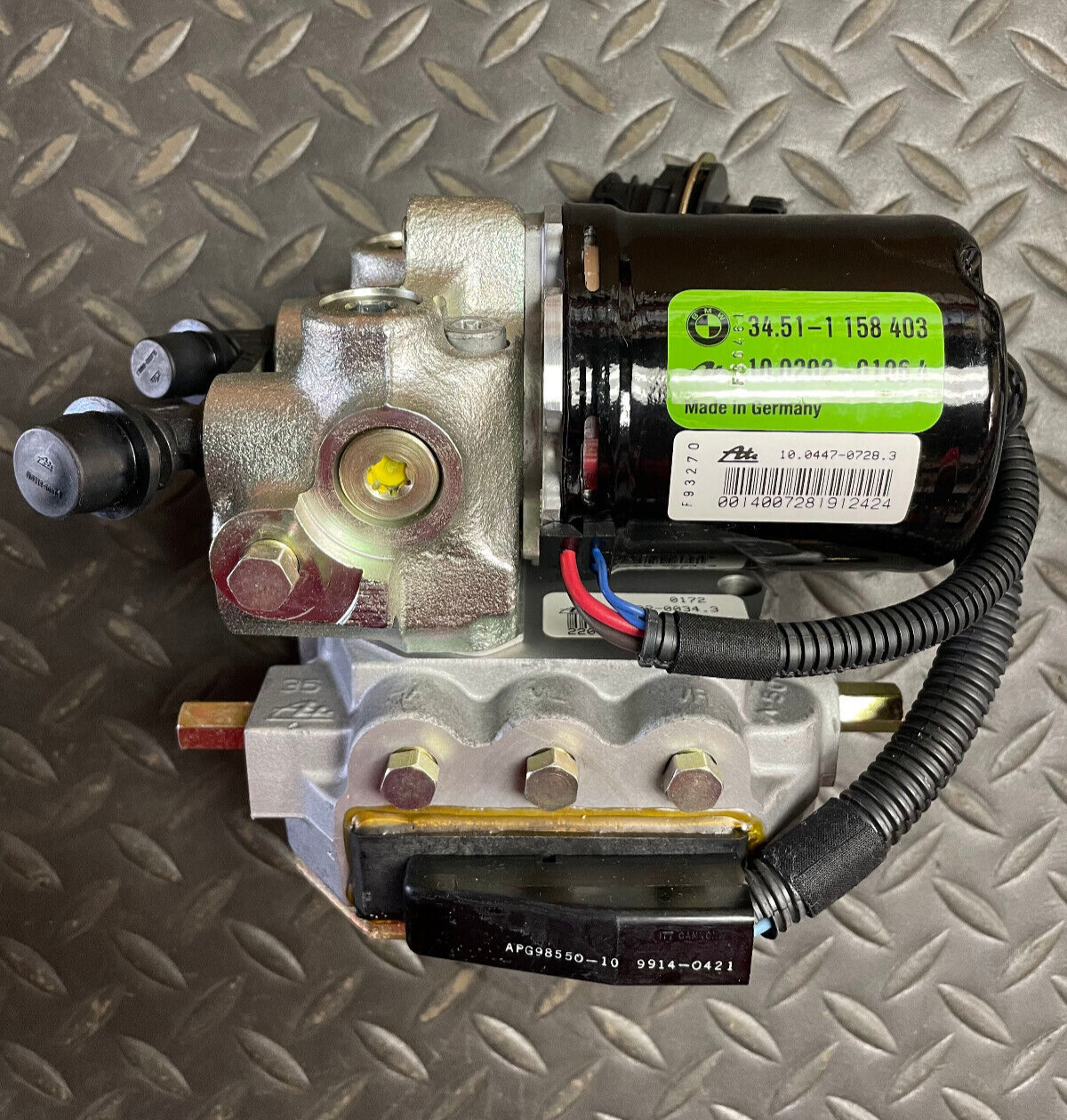 BMW ABS Pump Assy - 34-51-1-139-665 - Fits BMW 325is / 325i & Others