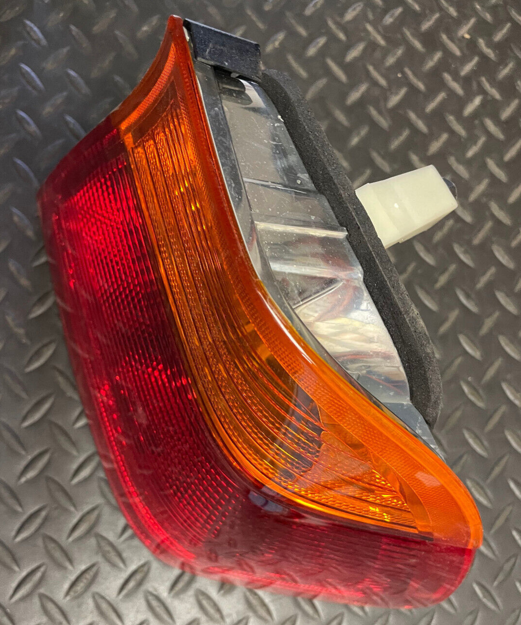 ZKW Right Tail Light Assy - 230 012 / 63-21-8-364-922 -For BMW 328i, 323i & More