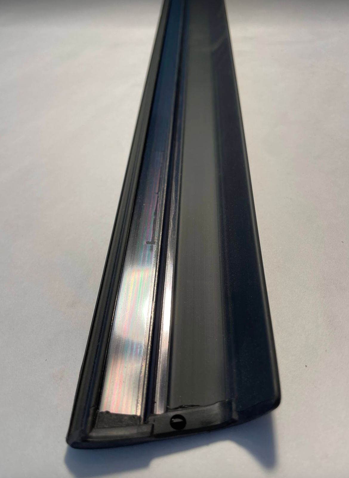 ZGL Rear Door RH Molding - 201-690-28-62 - For Mercedes-Benz 190E & 190D 84-86