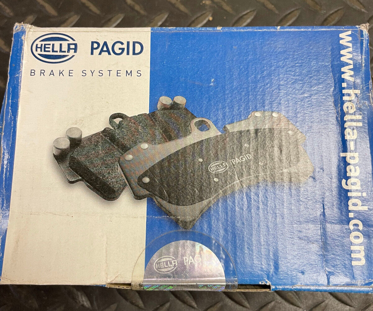 Pagid Front Brake Pad Set - C6024 - Fits Mercedes-Benz Metris & Sprinter 250